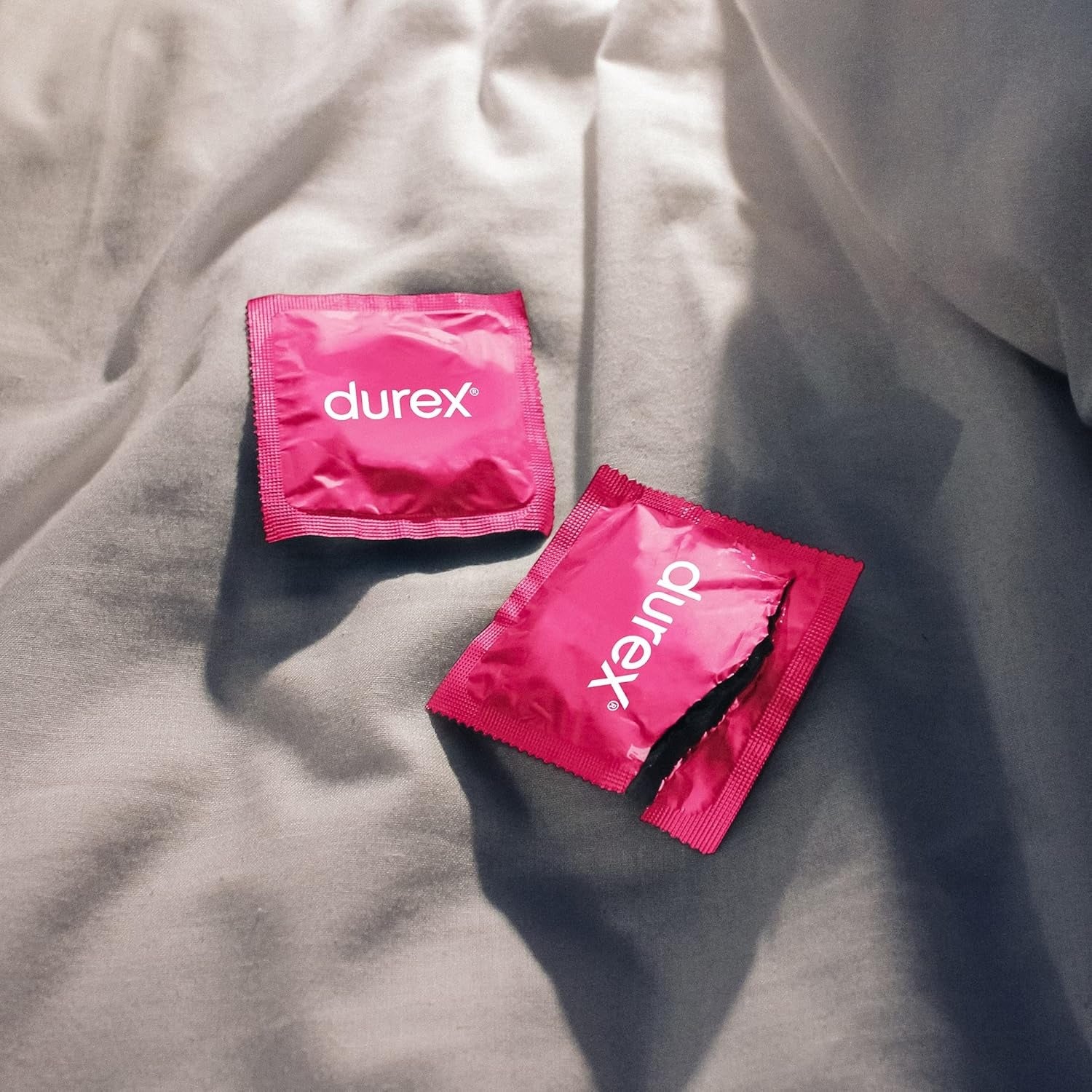 Durex Pleasure Me Condoms, 20 Condoms (1 Pack)
